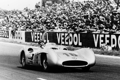 juanmanuelfangio_mercedes_reims_1954_470313.jpg